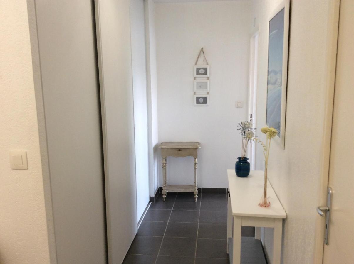 Bord De Mer Frejus Bagian luar foto